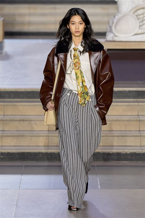 Sora Choi @ Paris Fashion Week 7 march 2022 show Louis Vuitton